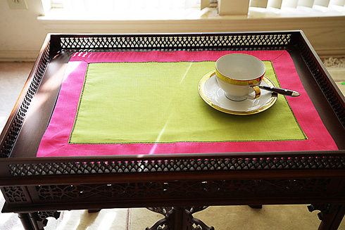 Multicolor Hemstitch Placemat 14"x20". Macaw Green & Fuchsia - Click Image to Close